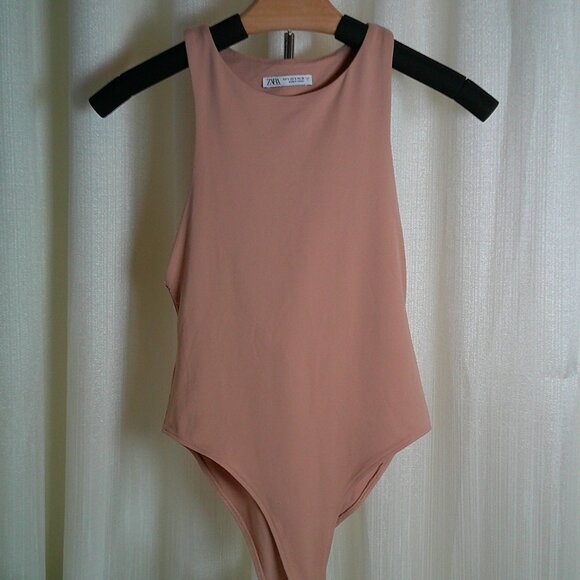 Zara Basics Nude Seamless Bodysuit in Size S - Picture 1 of 3